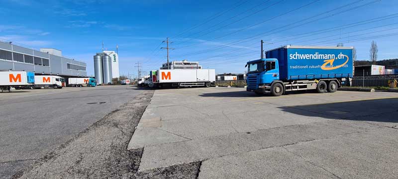 Wir unterstützen und beraten Gewerbe und Industrie bei der Entsorgung Ihrer Abfälle.