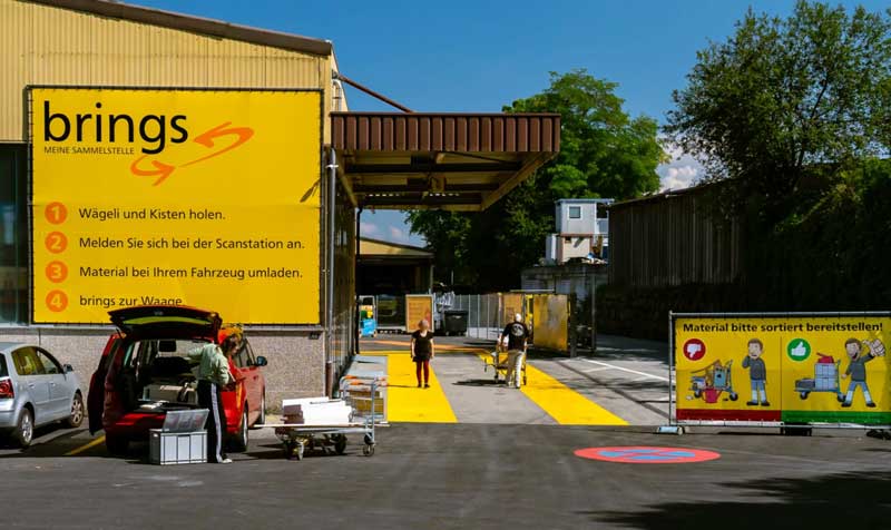 Unsere Abfallsammelstelle in Münchenbuchsee nimmt Ihre Abfälle und Wertstoffe sehr gerne entgegen.