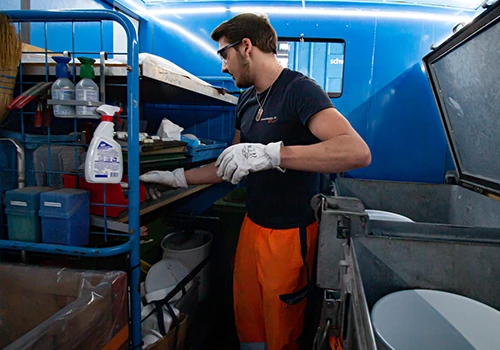 Alles aus einer Hand - Reinigungsarbeiten, Liegenschaftsunterhalt