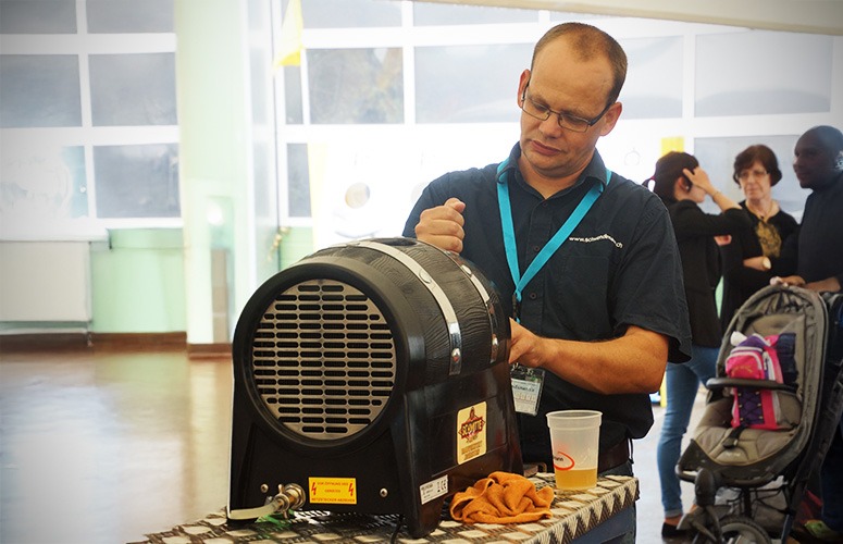 Bier, gezapft von Transportchef Tüscher persönlich
